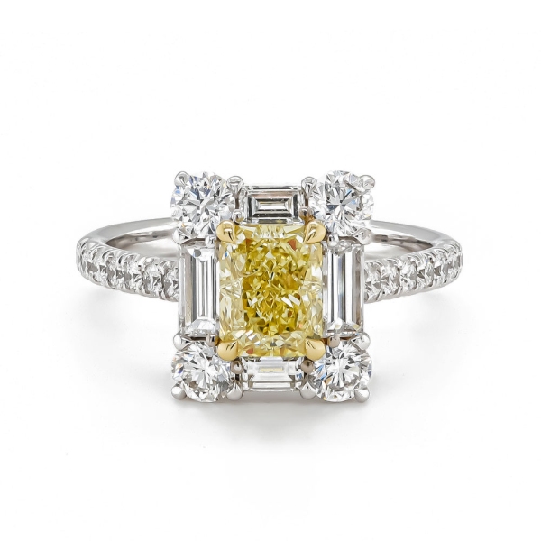 18ct White Gold Fancy Yellow and White Diamond Ring