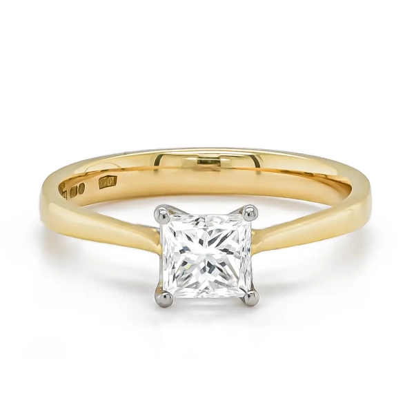 18ct Yellow Gold and Platinum D Coloured Diamond Ring 0.81ct