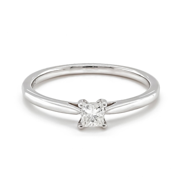 9ct White Gold Princess Cut 0.21ct Diamond Claw Set Ring