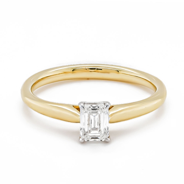 18ct Gold Emerald Cut Diamond E/VS2 Claw Set Ring