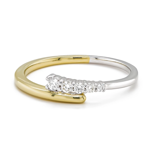 9ct Yellow & White Gold Graduating Brilliant Diamond Claw Set Ring